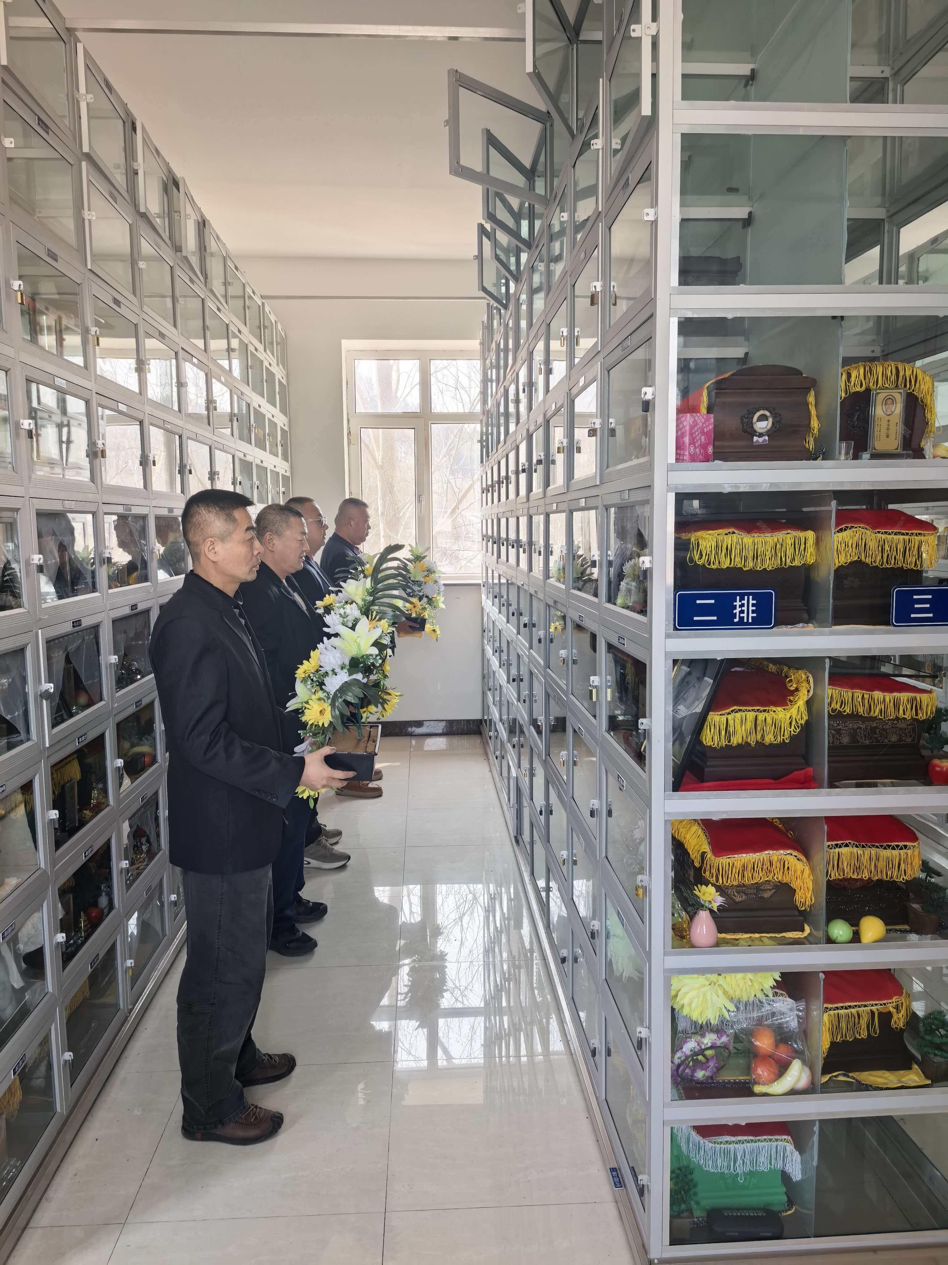 宁安市殡葬服务中心骨灰堂园区图片