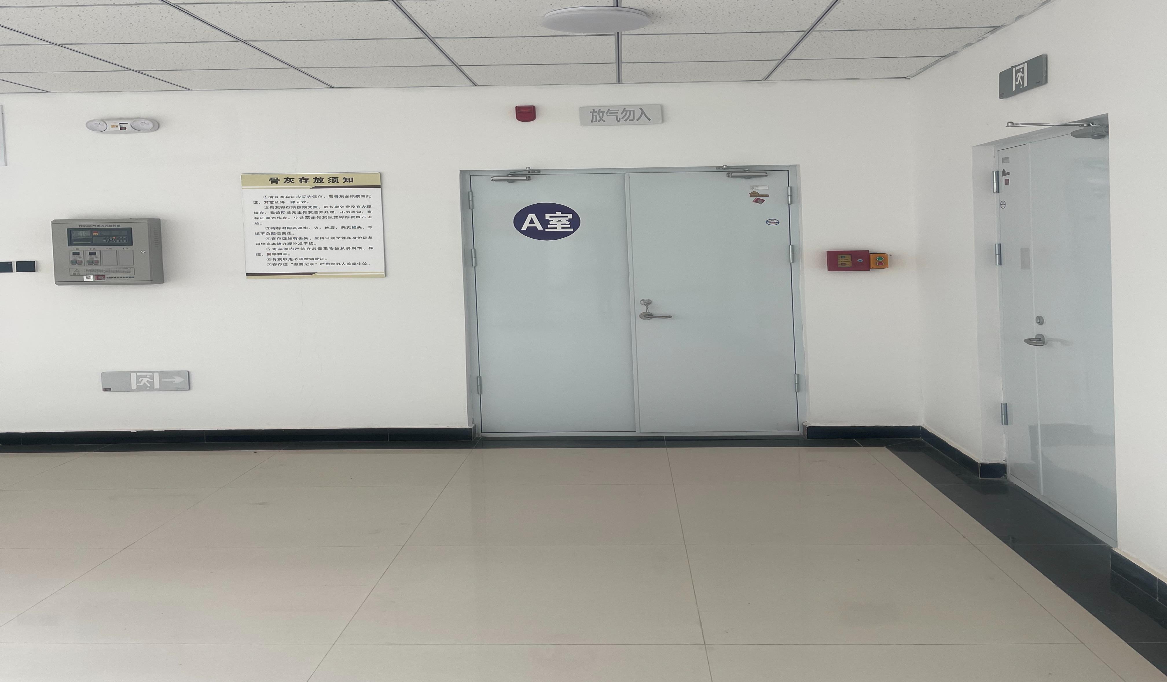 格尔木市骨灰堂园区图片