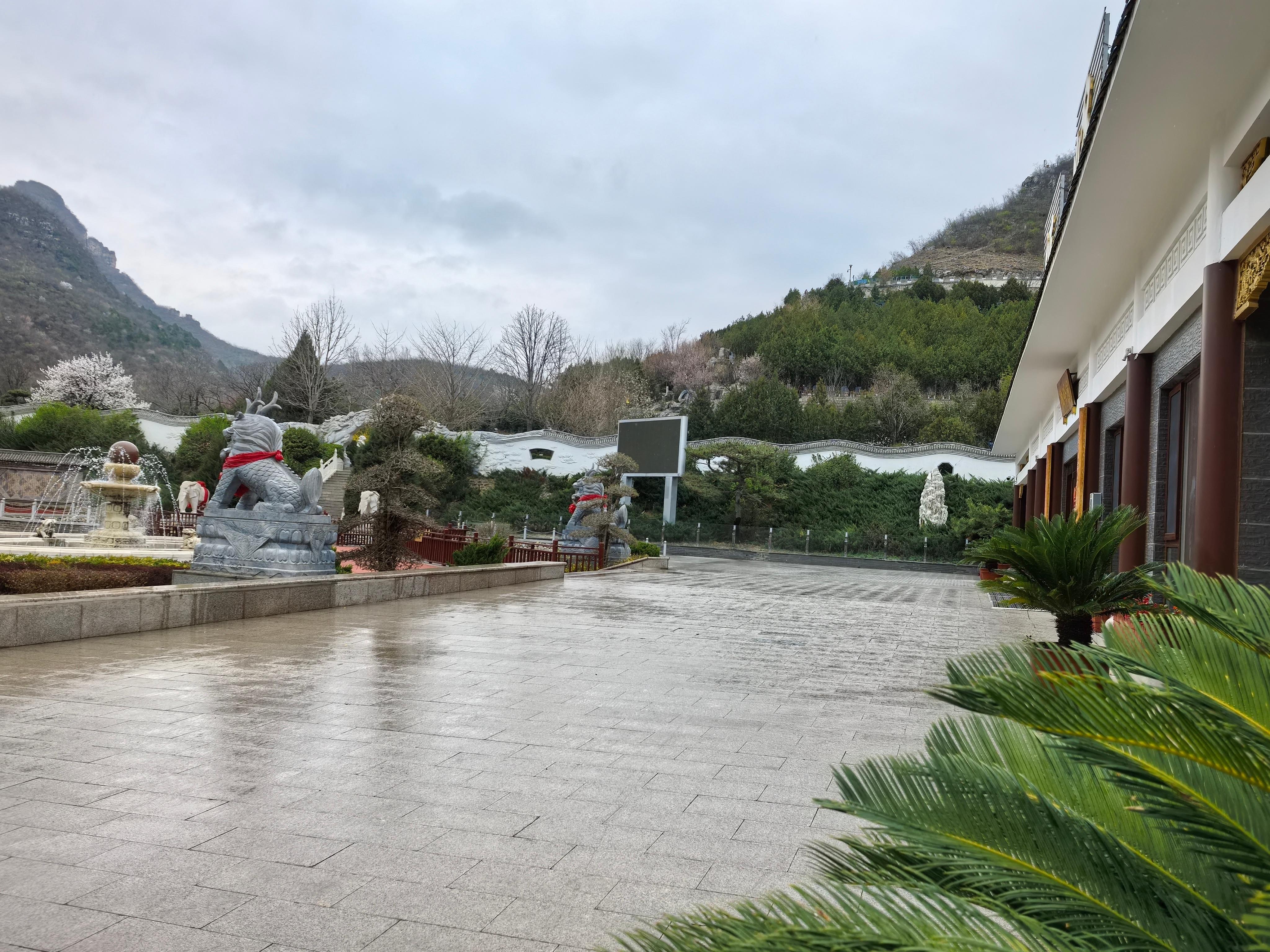 桃峰公墓园区图片
