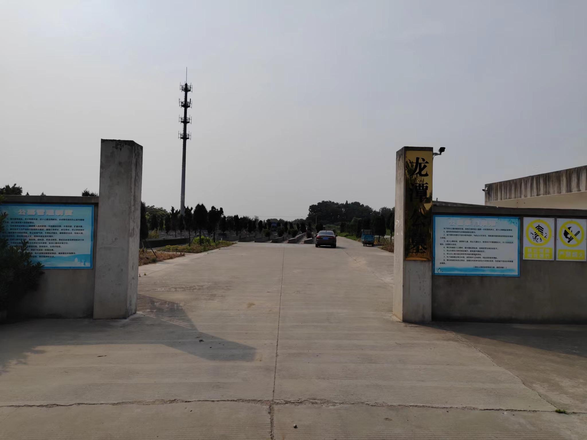 龙潭公墓园区图片
