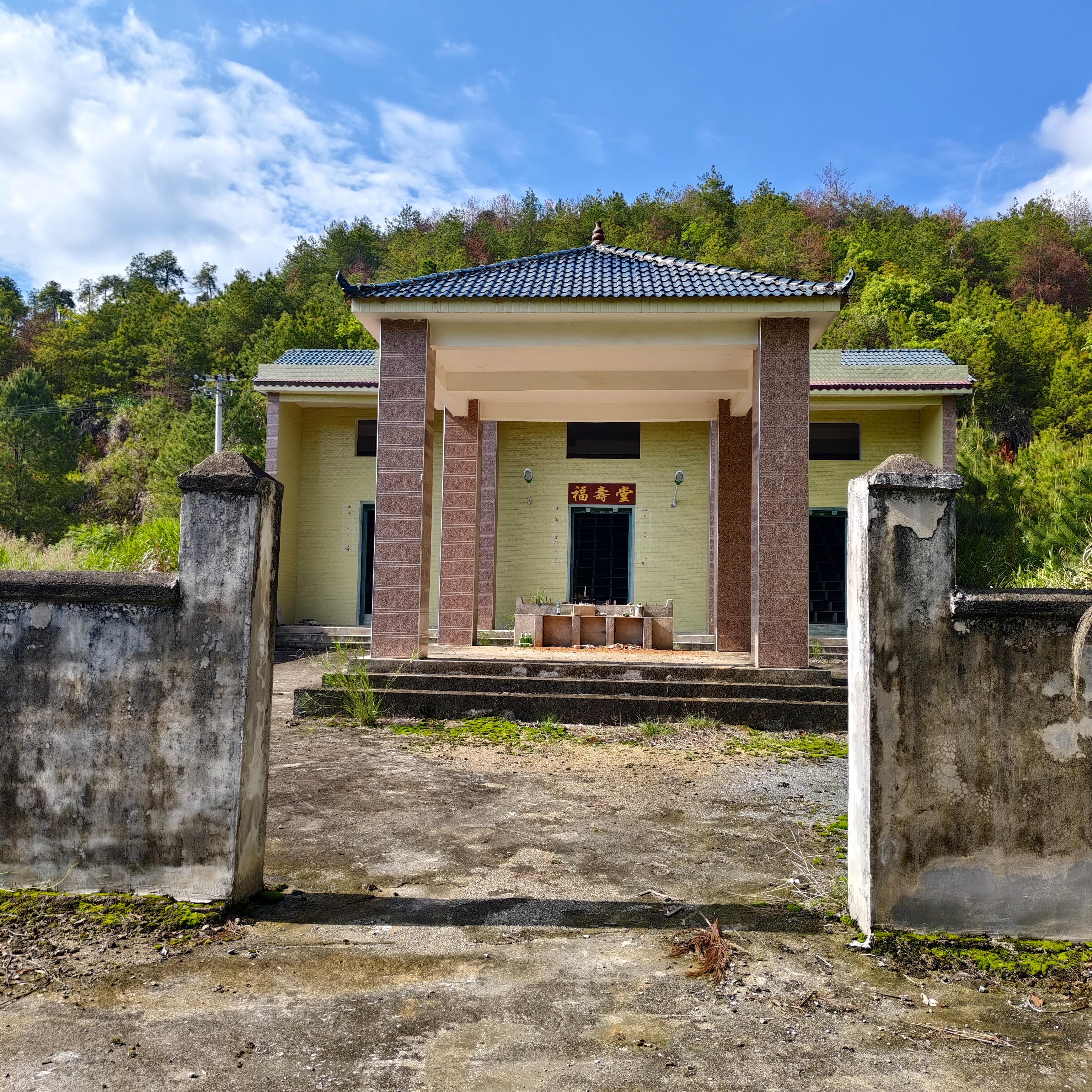 坝子村福寿堂公益性骨灰堂园区图片