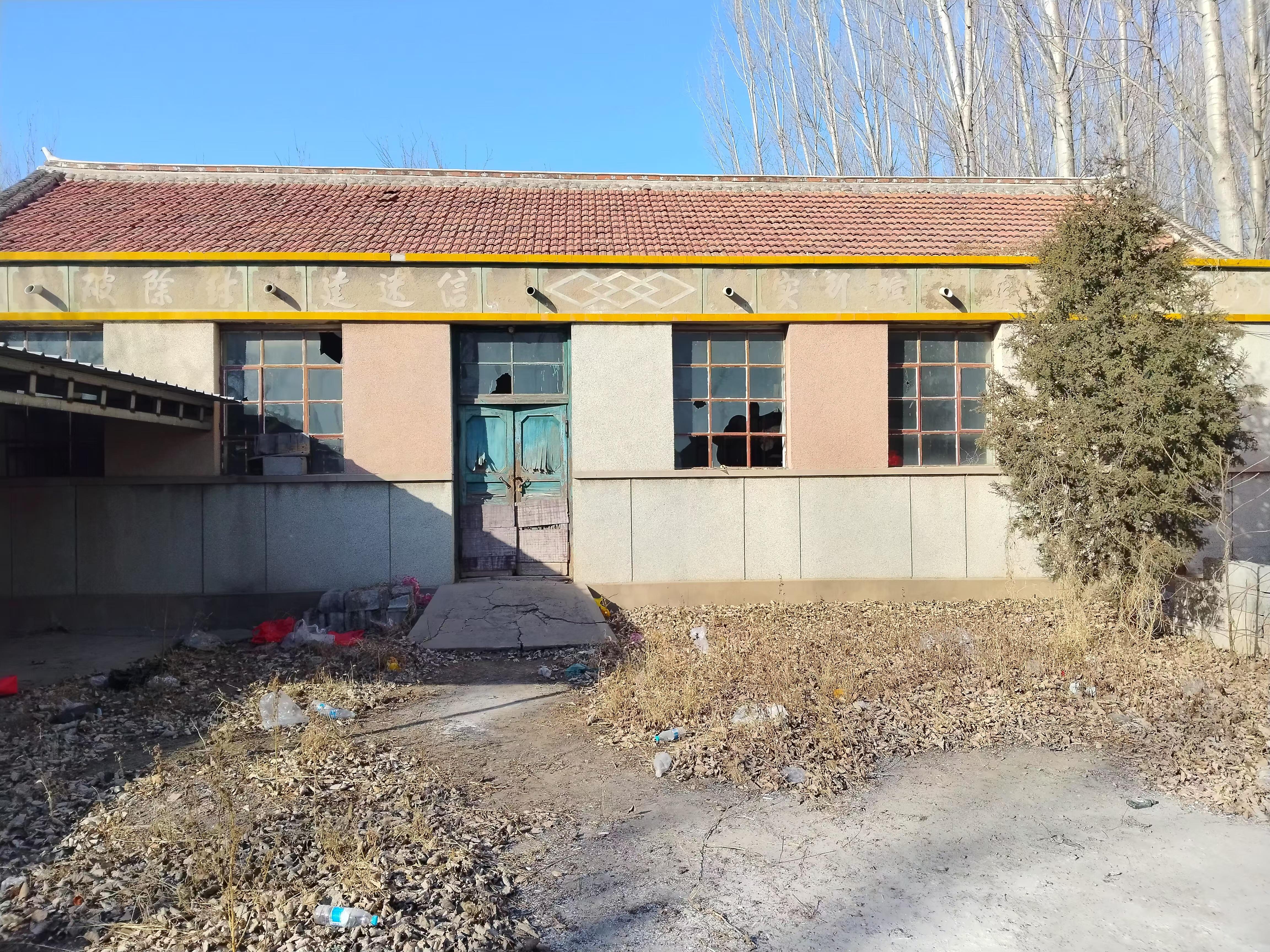 青甸村骨灰堂园区图片