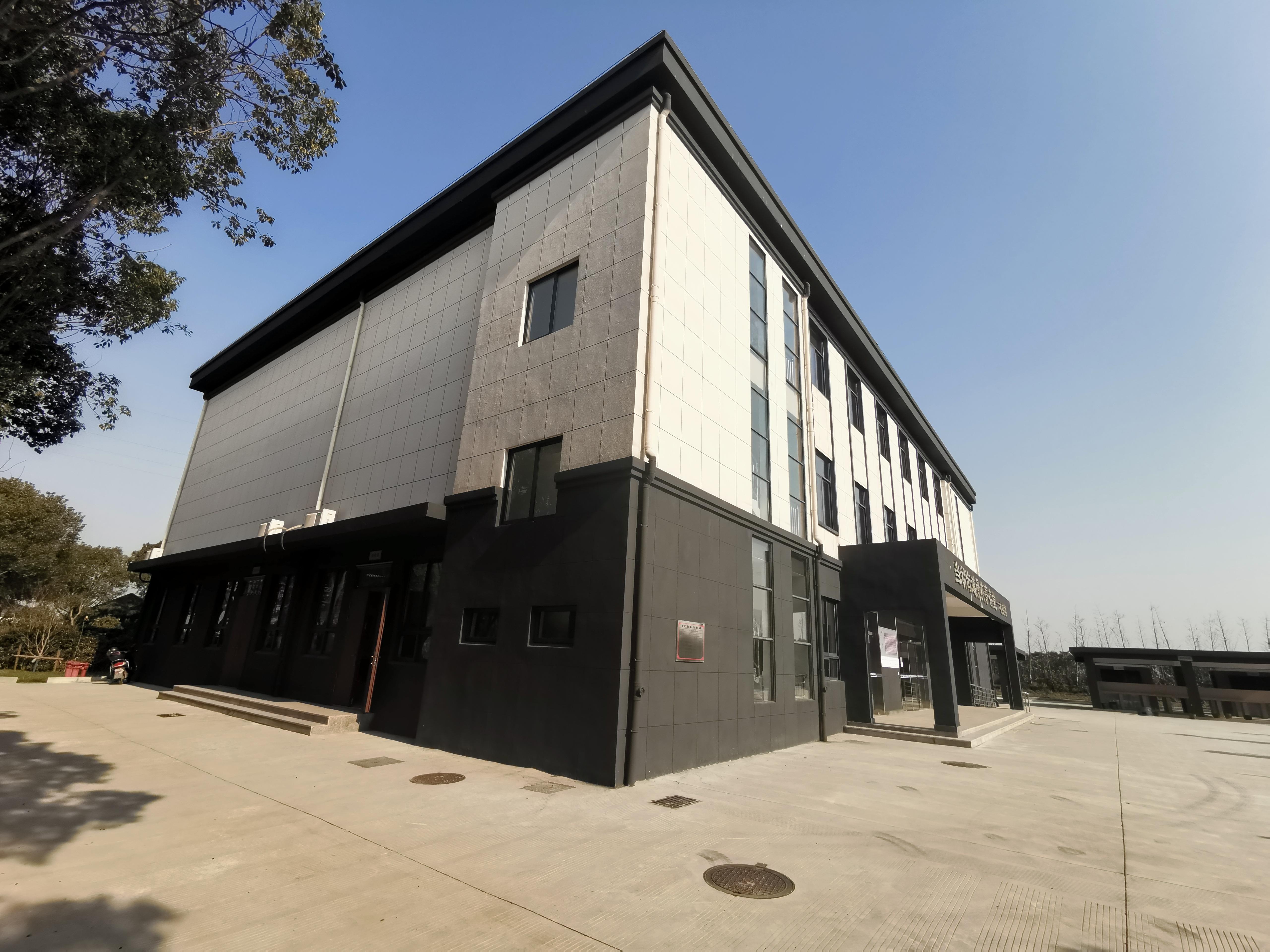 平湖市当湖街道骨灰寄存堂松鹤楼园区图片