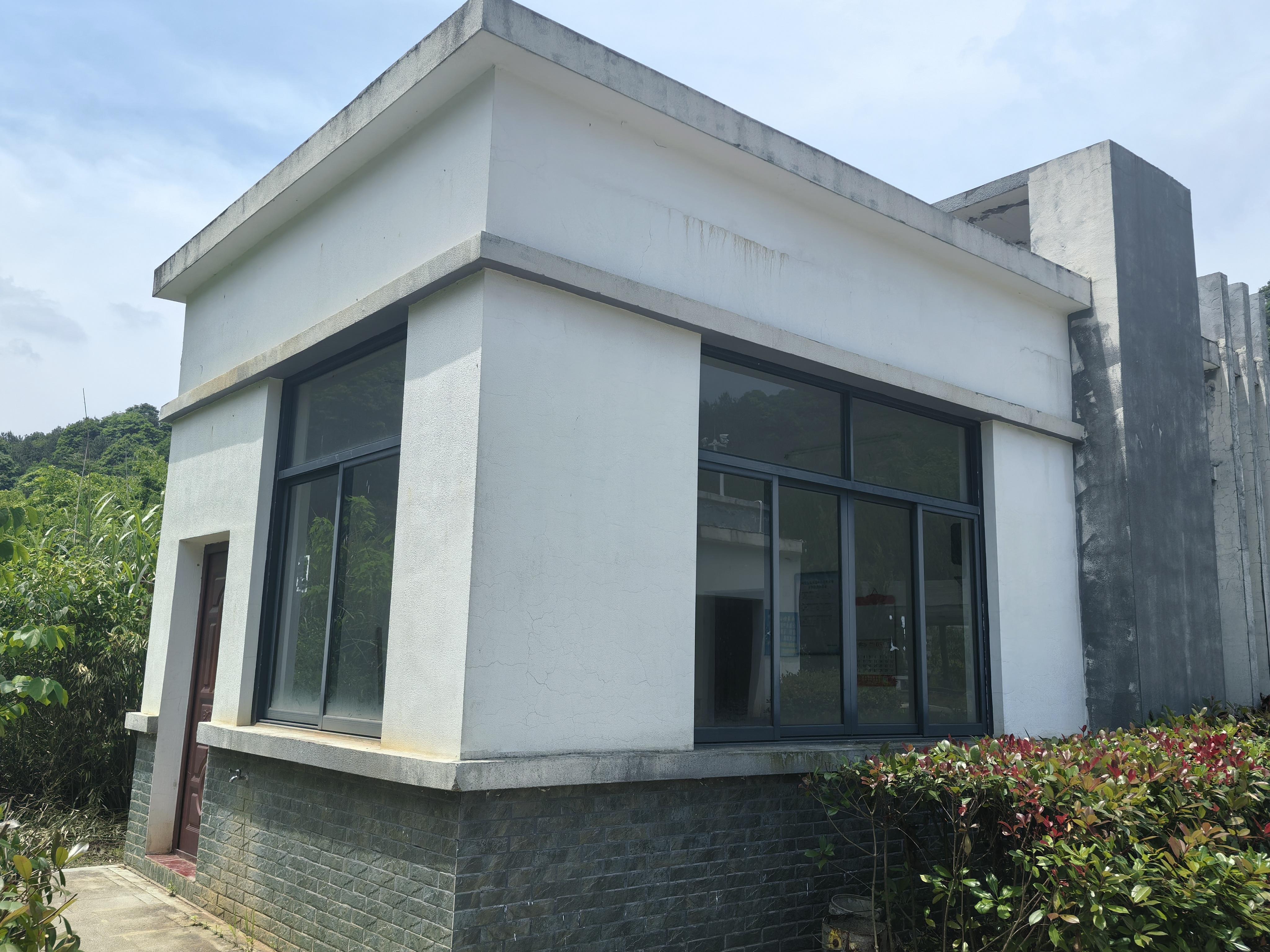 南泉岭公墓园区图片