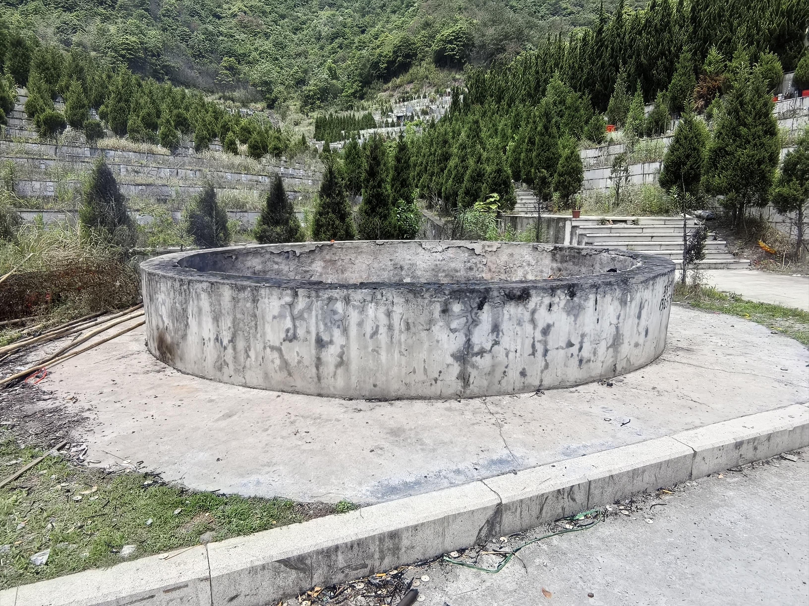 南泉岭公墓园区图片