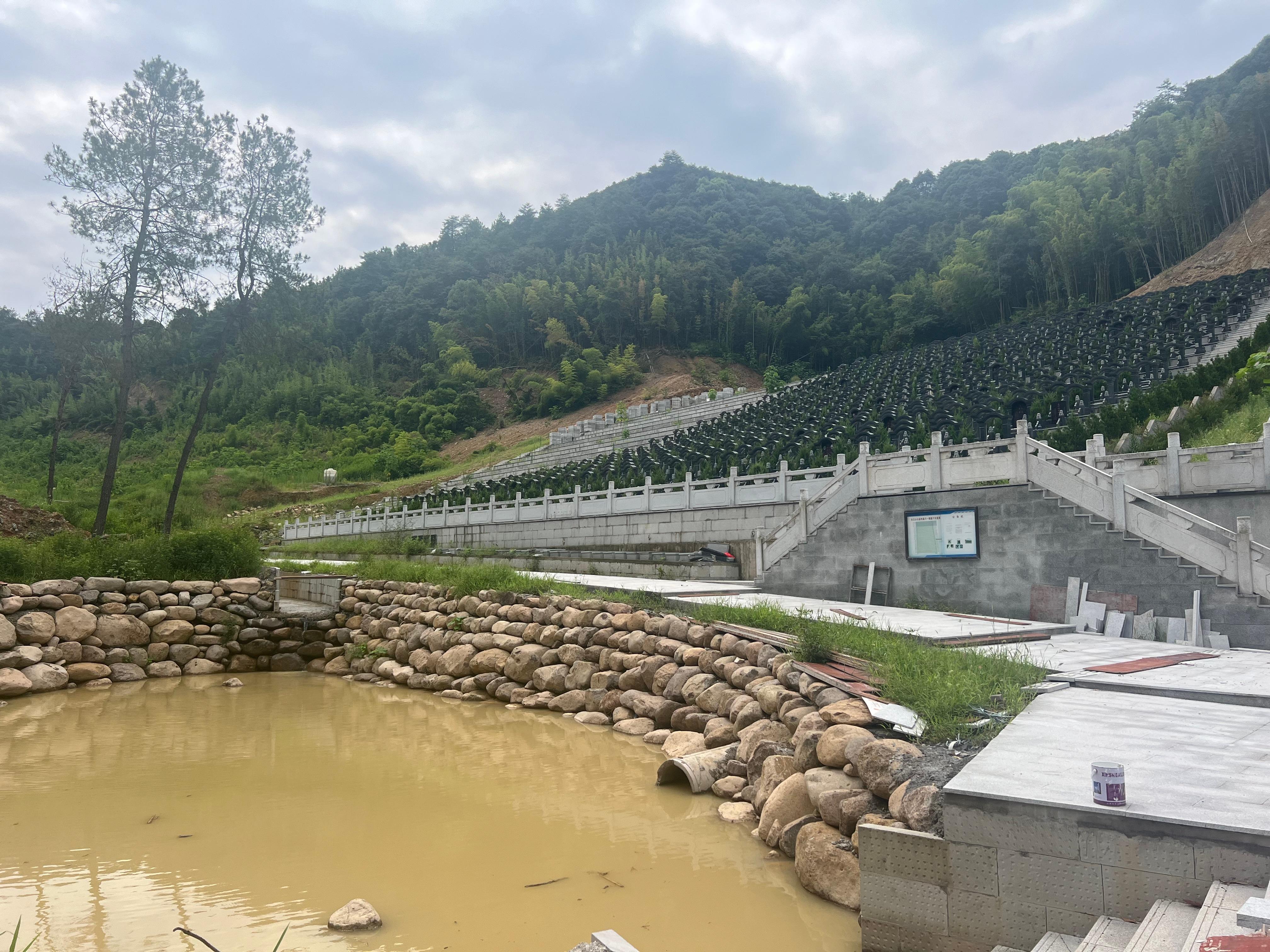 柯桥区夏履镇大王山公墓园区图片