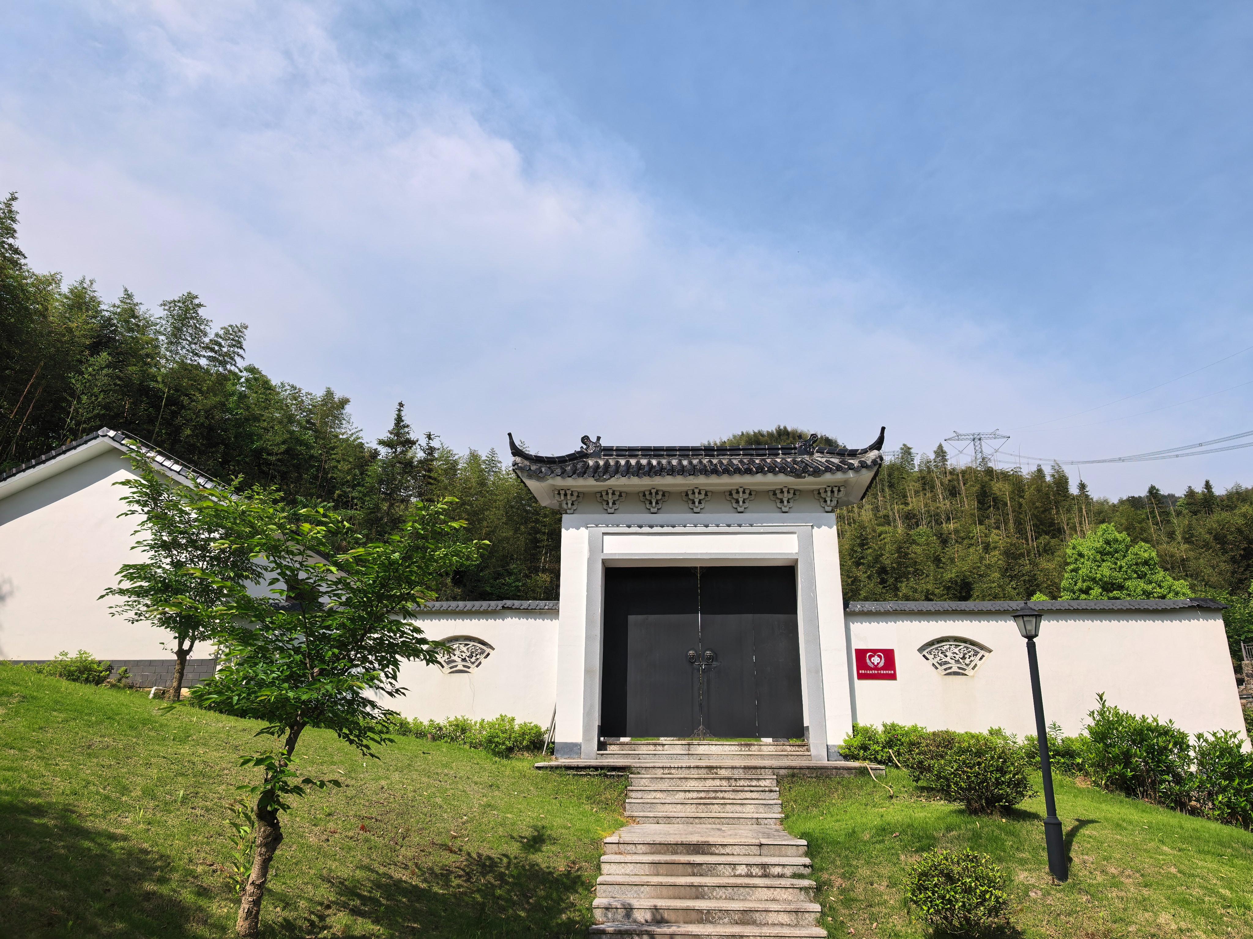 章村镇胤安园骨灰堂