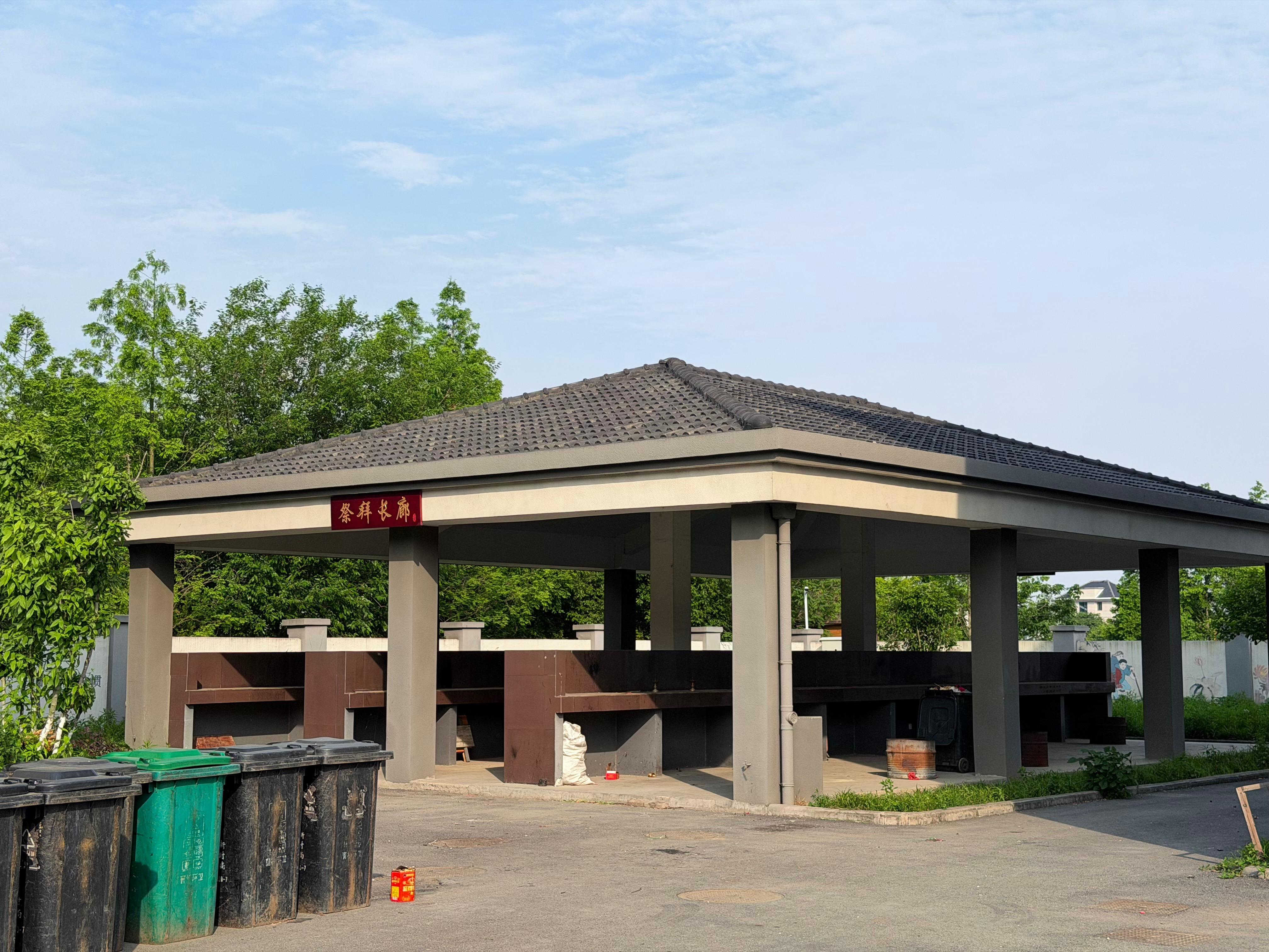 平湖市曹桥街道万福园骨灰寄存堂园区图片