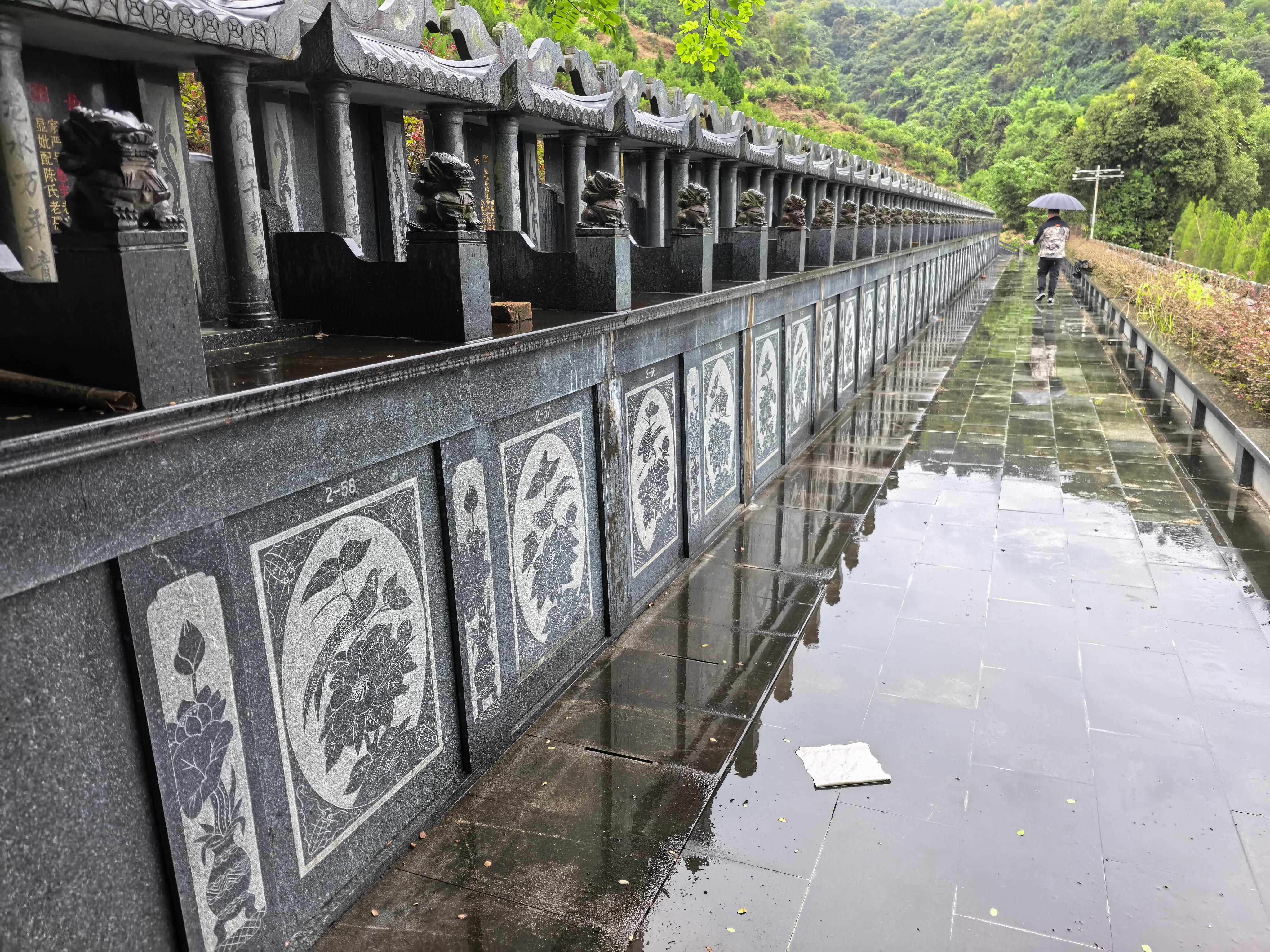 桥墩镇生态墓地园区图片