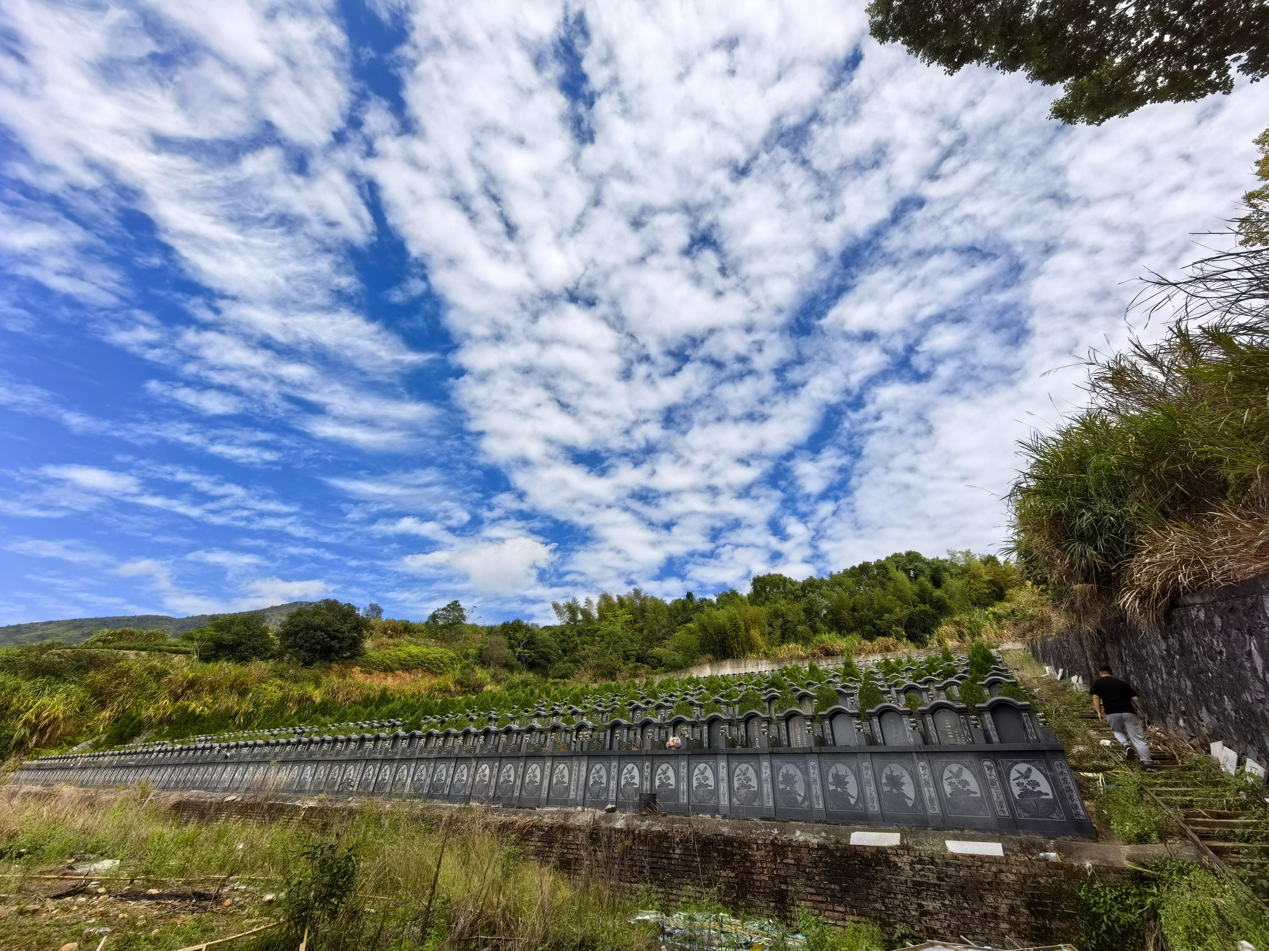 霞关镇蓬福山公益性公墓