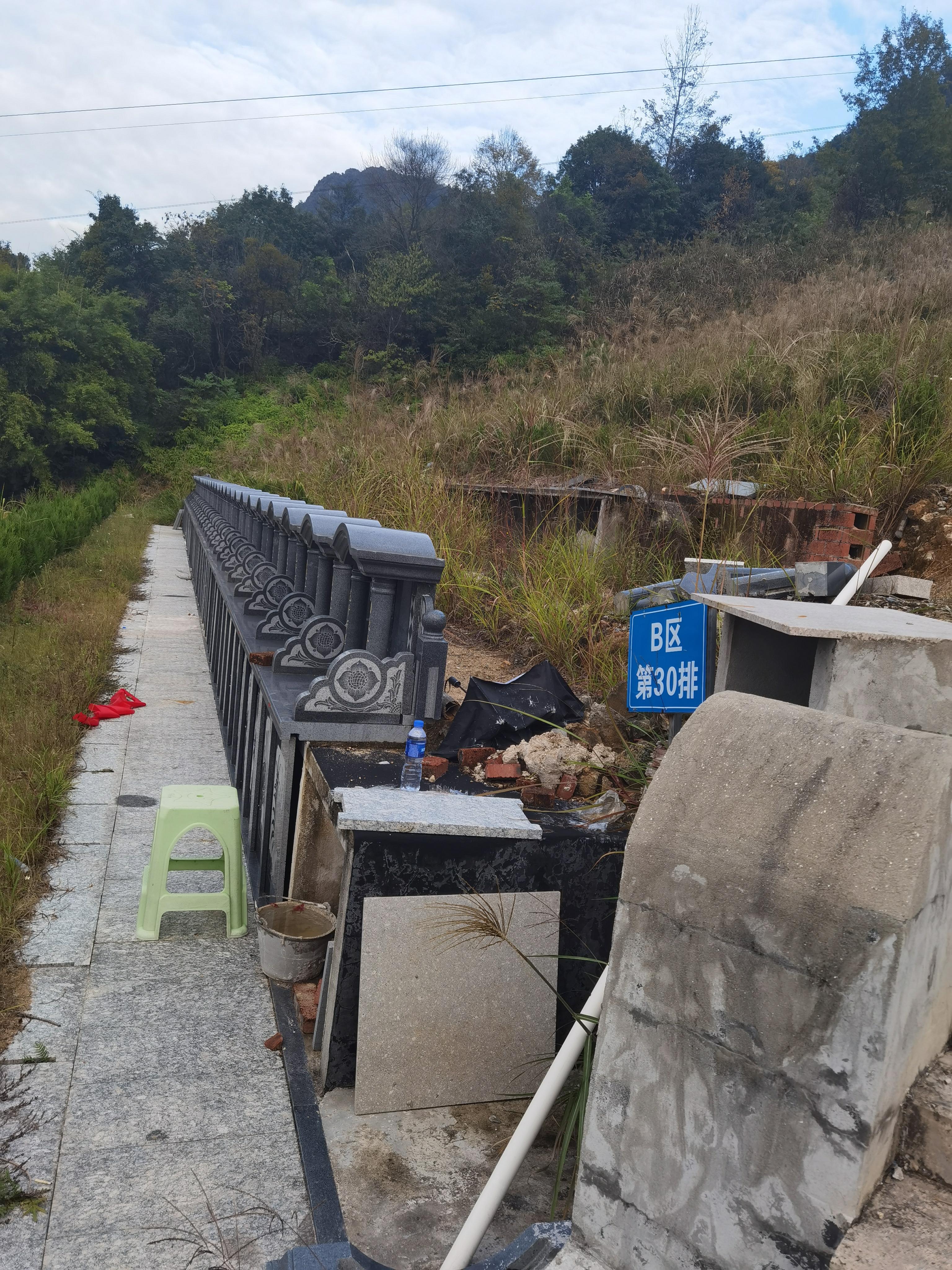 灵溪镇凤鹤村公益性公墓园区图片