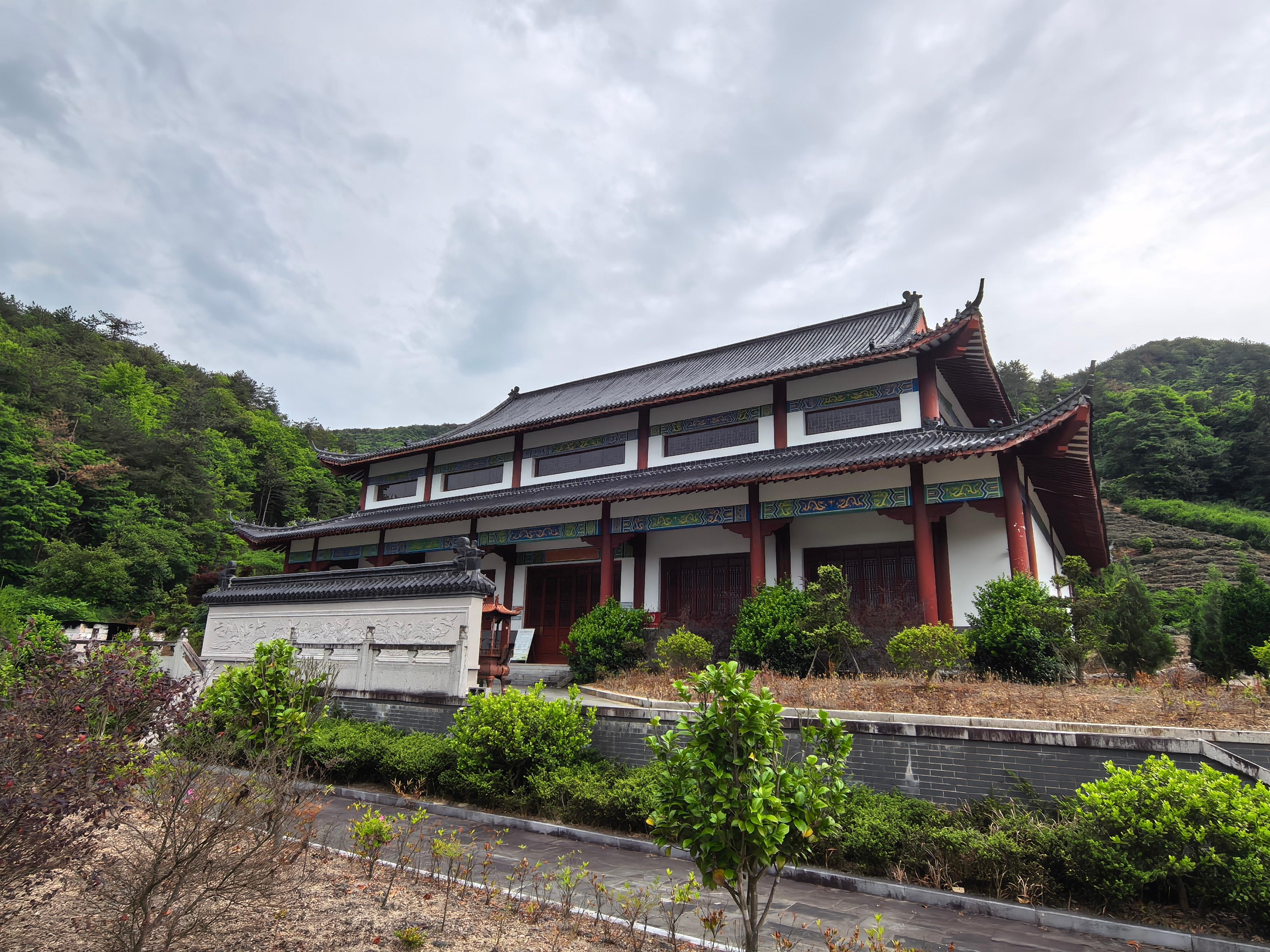 金华市磐安县尚湖镇骨灰堂