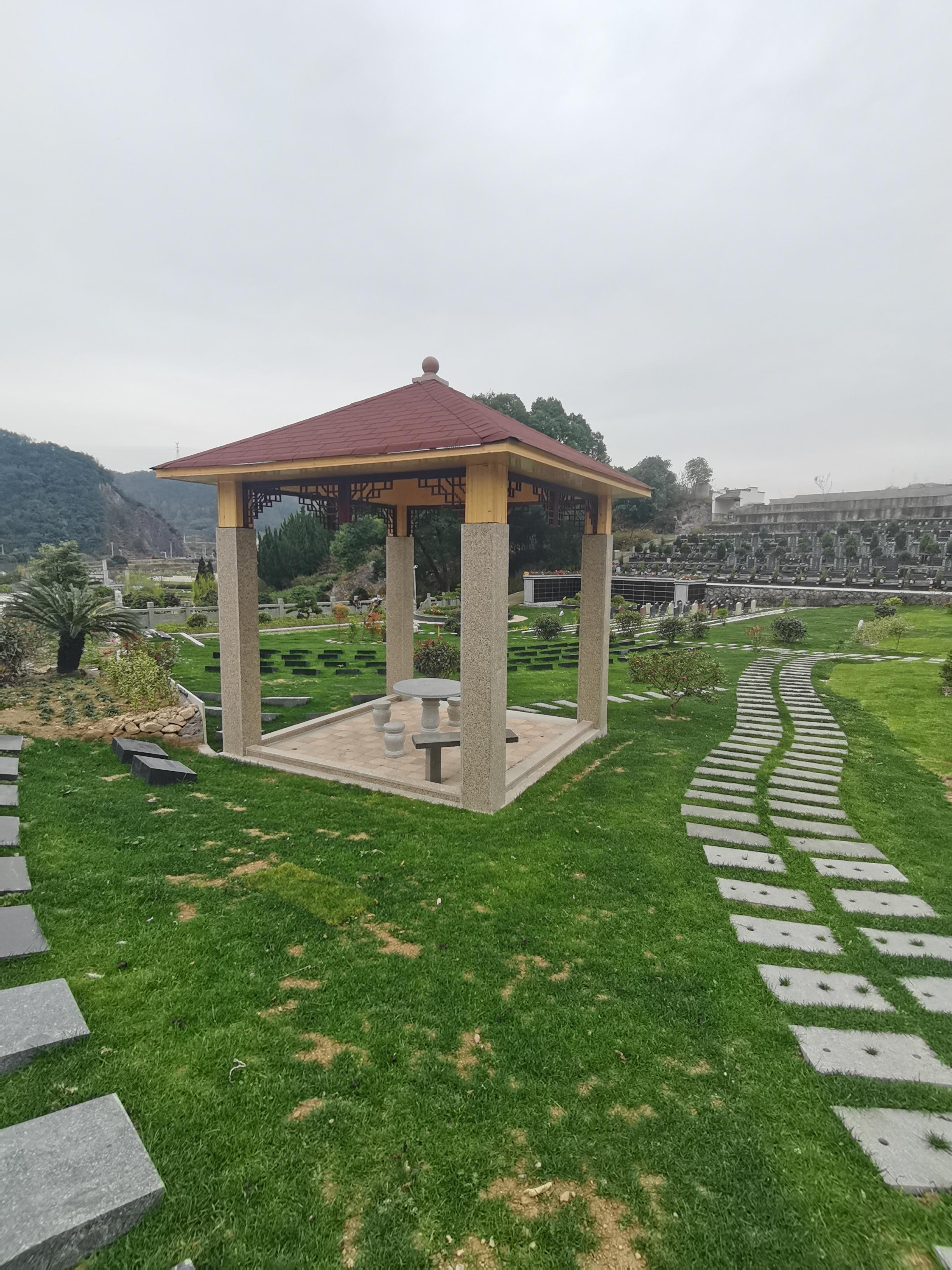 嵊州市甘霖镇香子庙山陵园公墓园区图片