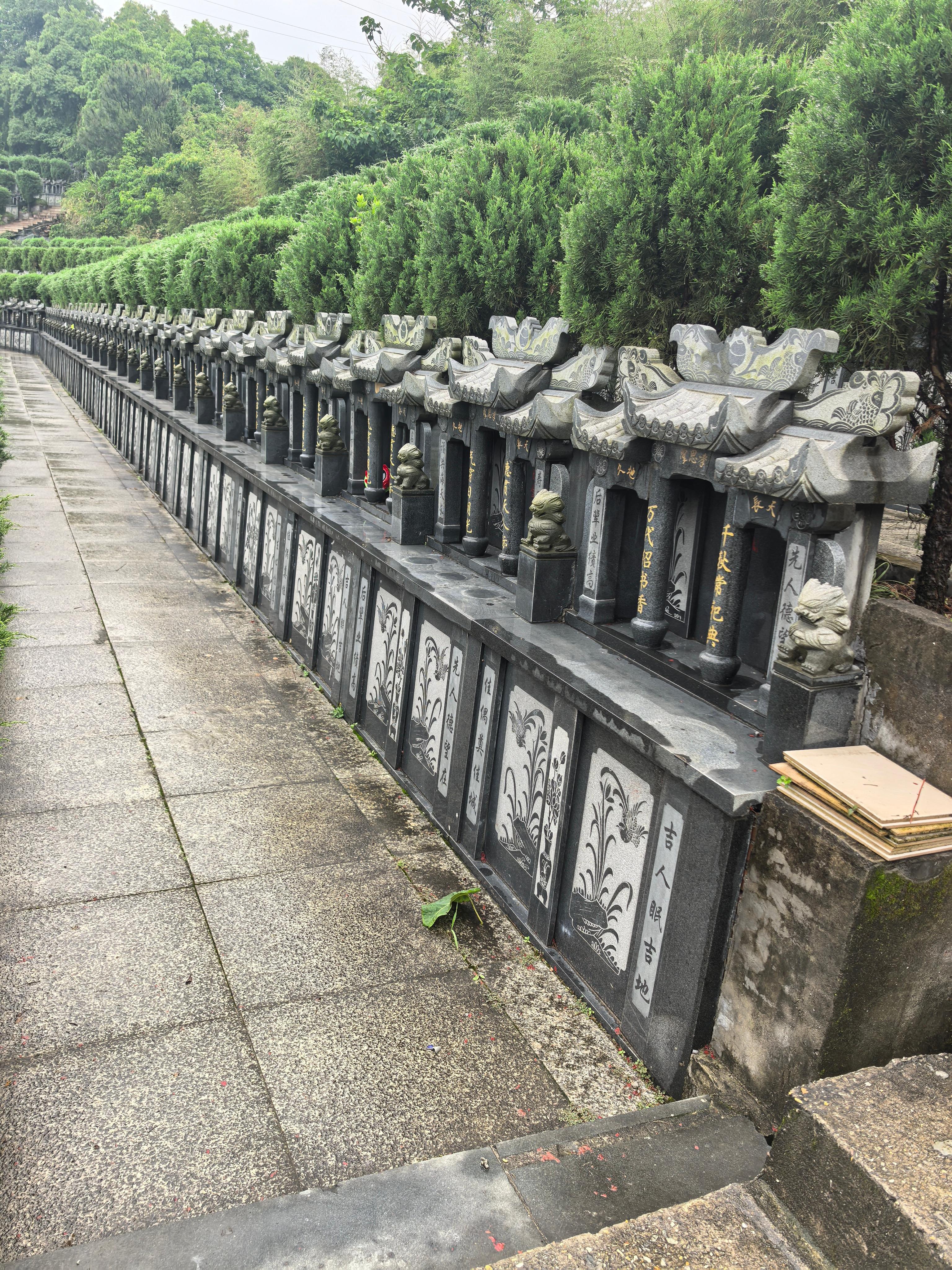 小酒壶生态墓地园区图片