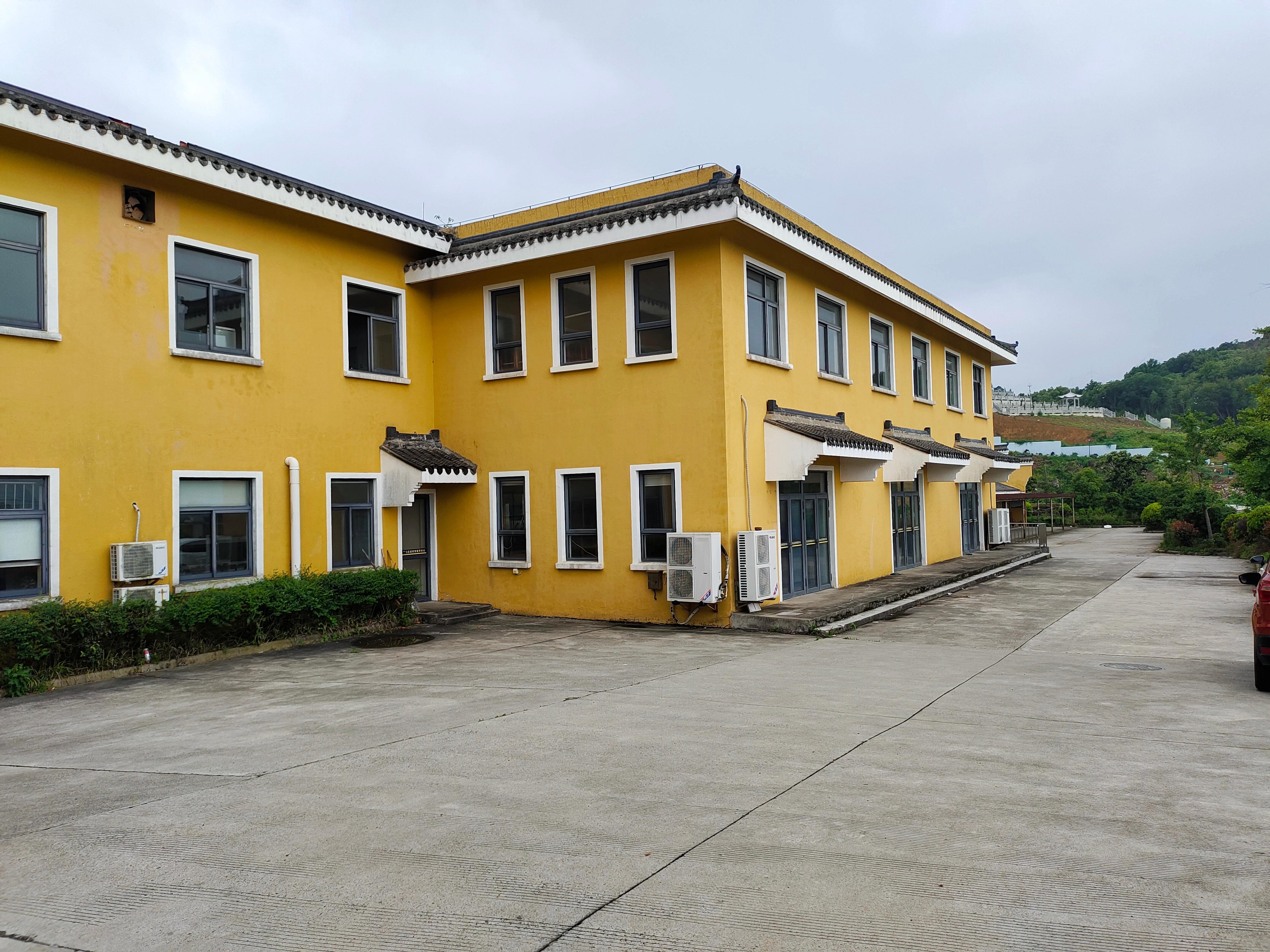 深水岭公墓园区图片