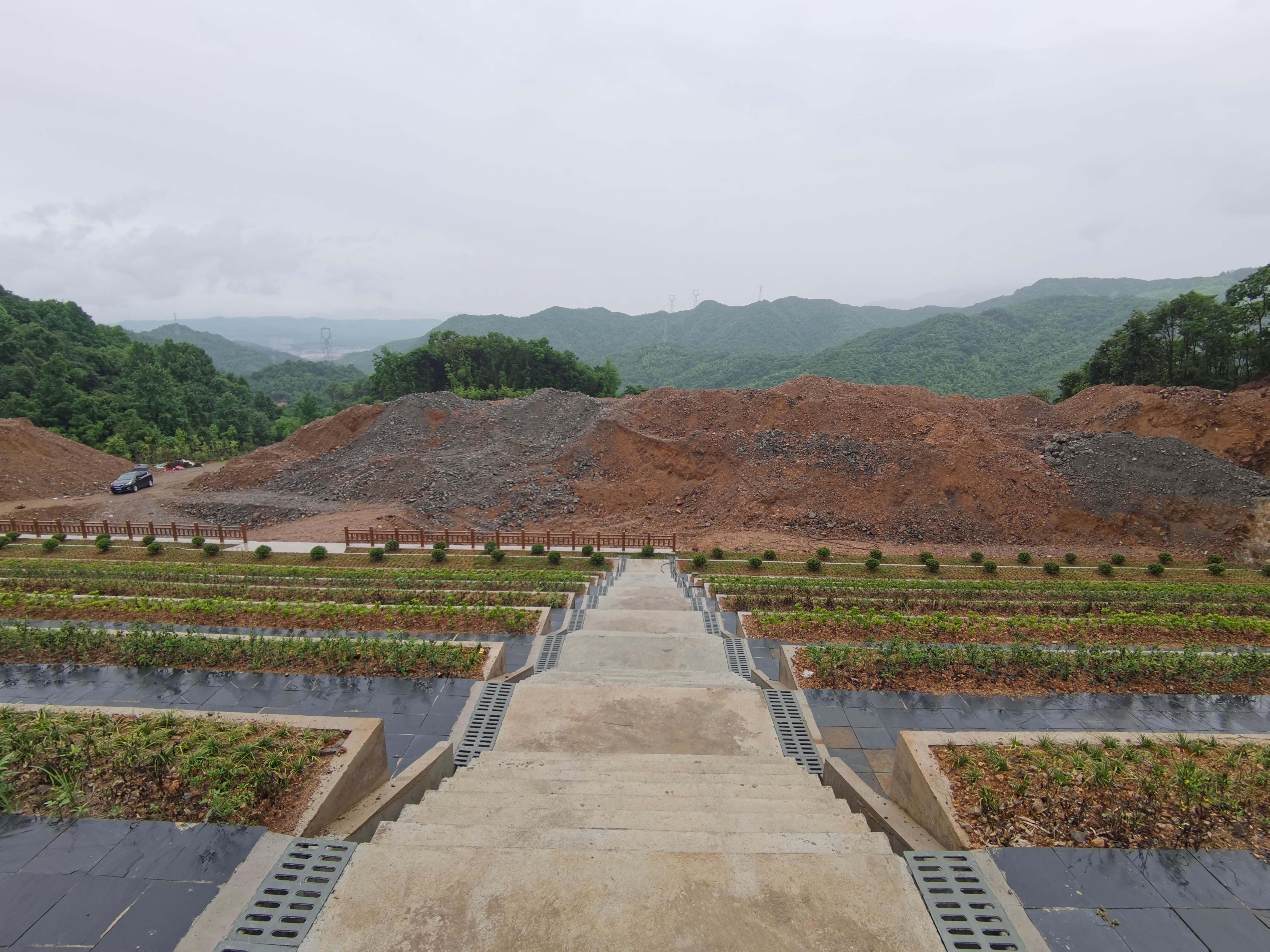 辛岭公益性公墓园区图片