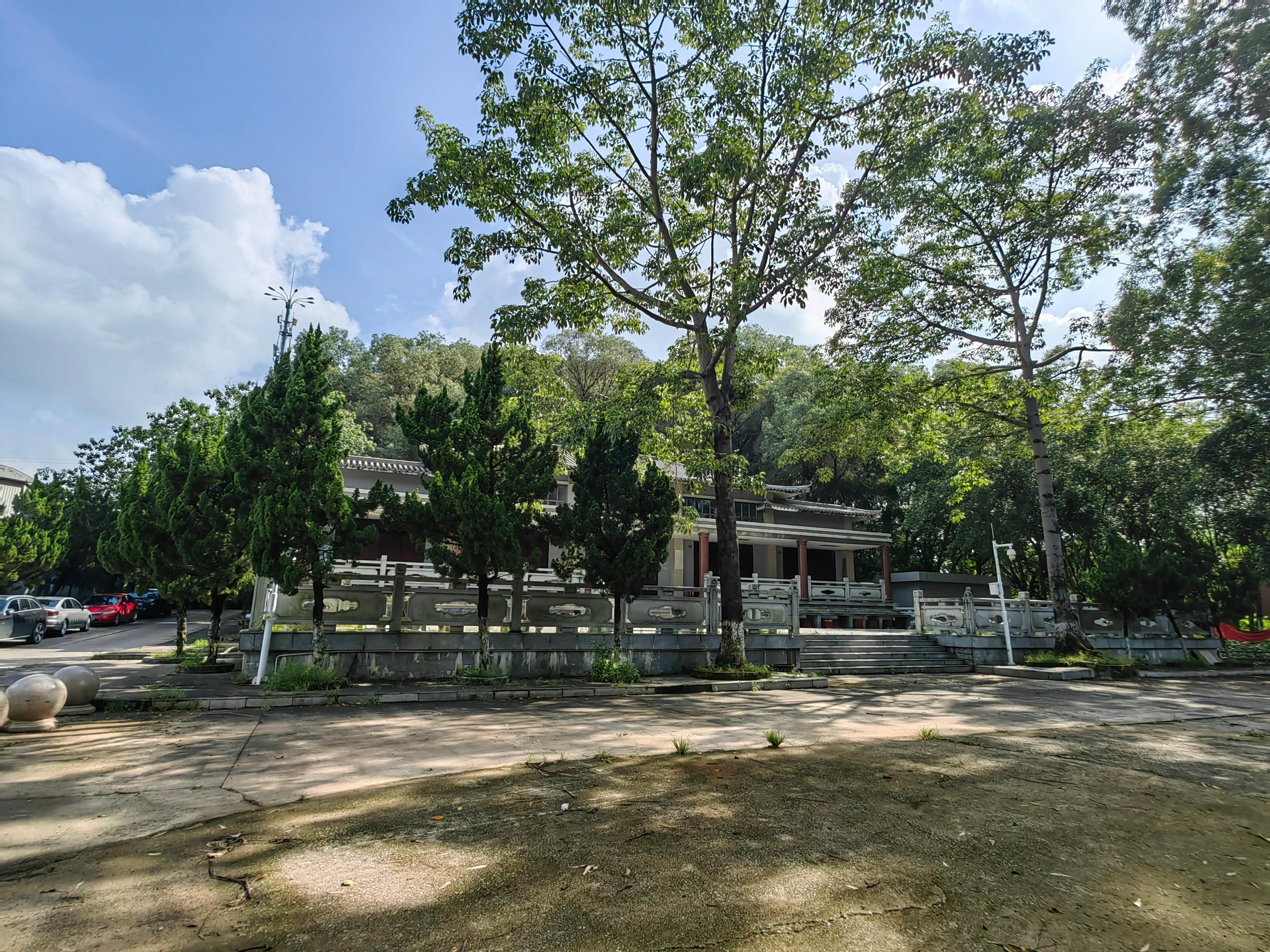 广州市番禺区东环街龙美村骨灰楼