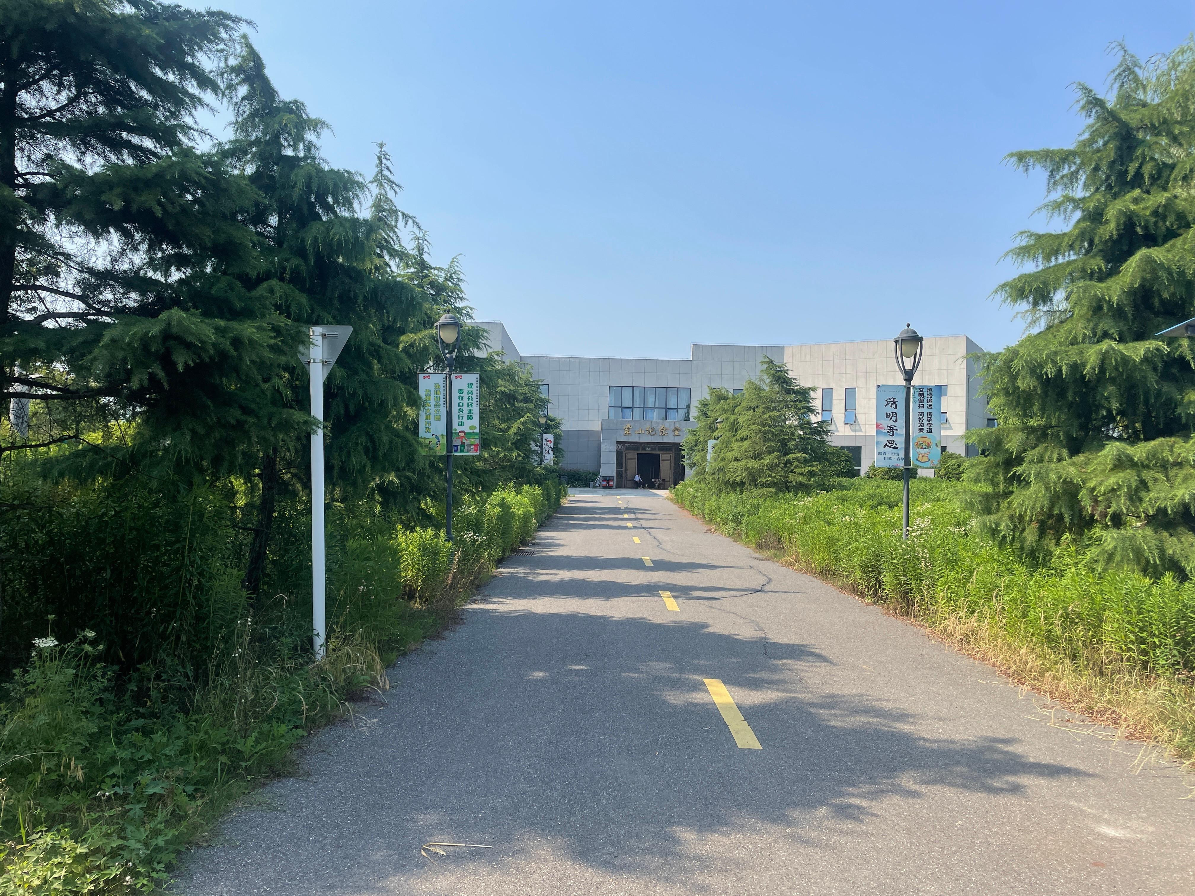 灵山纪念堂
